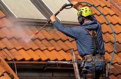 Démoussage et hydrofuge de toiture à Messon